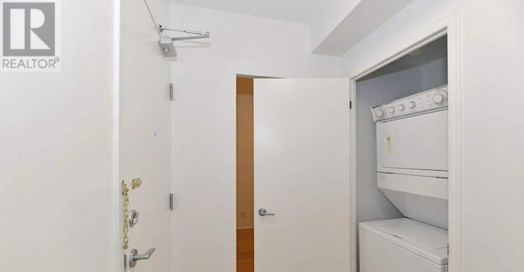 207-38 Fontenay Court, Toronto, ON, M9A 5H5 - 12