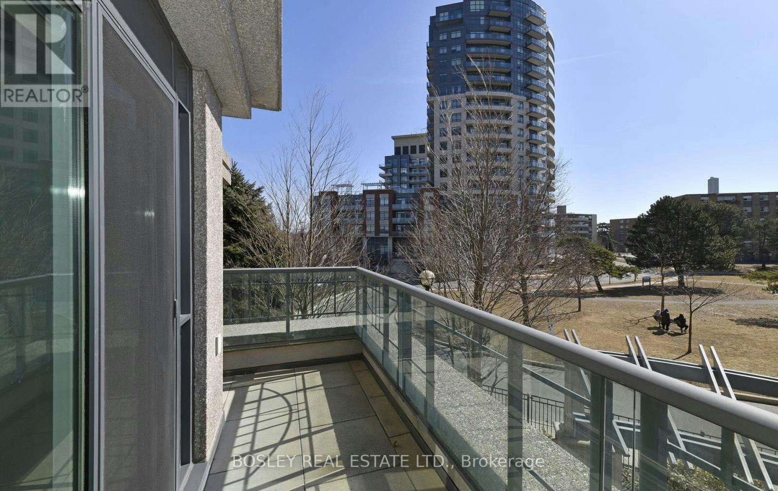 207-38 Fontenay Court, Toronto, ON, M9A 5H5 - 17