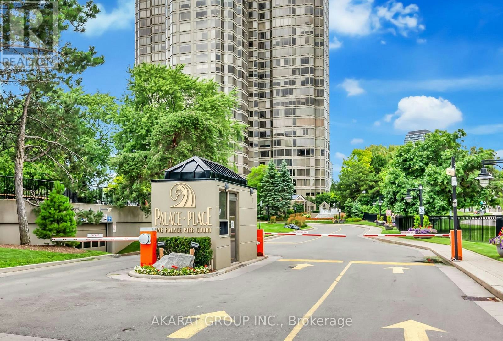 602-1 Palace Pier Court, Toronto, ON, M8V 3W9