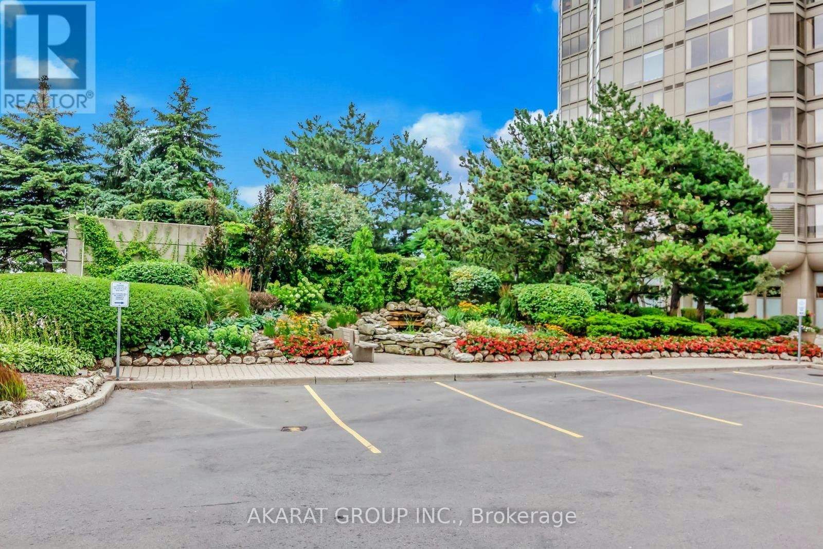 602-1 Palace Pier Court, Toronto, ON, M8V 3W9 - 28