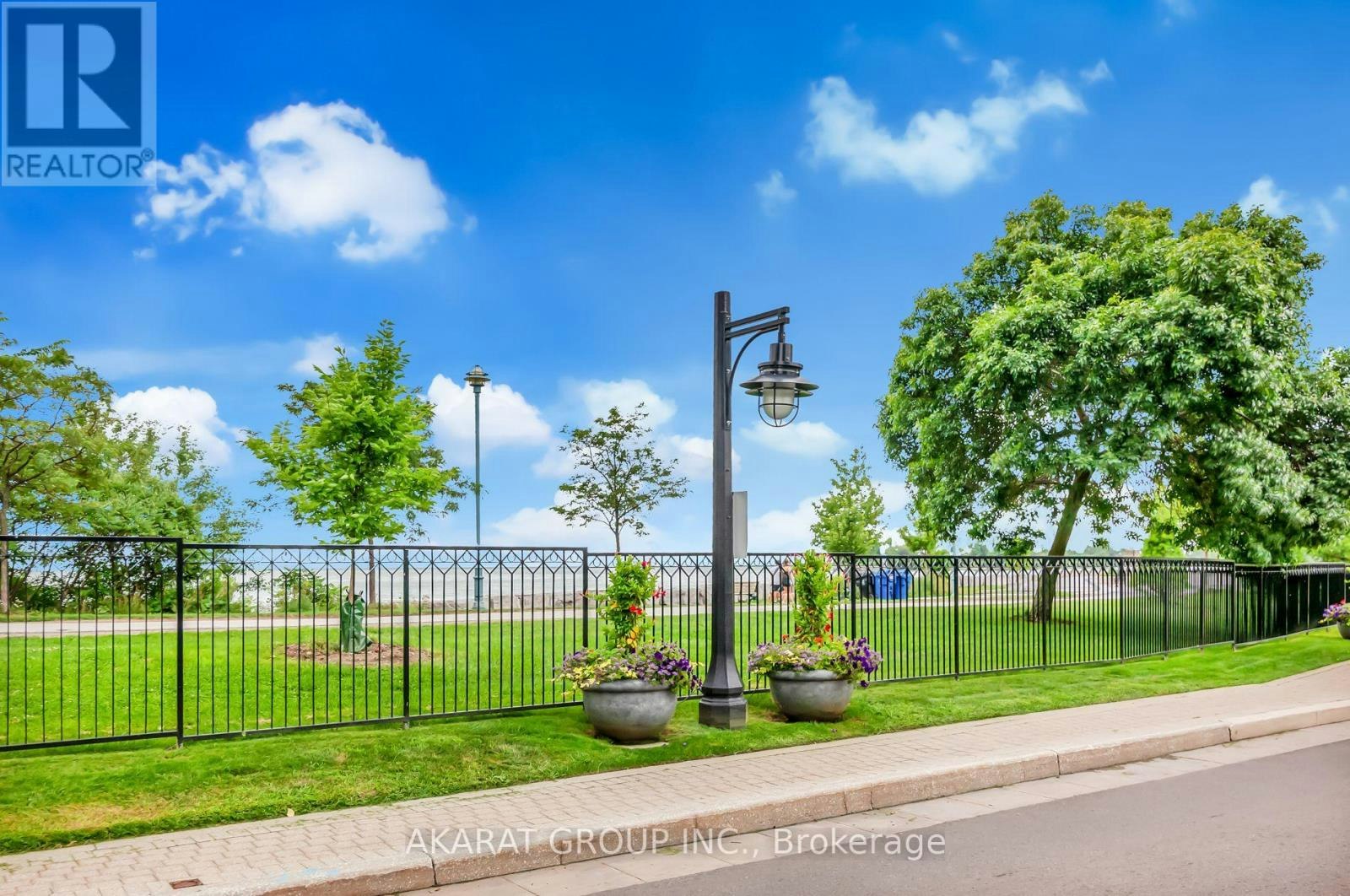 602-1 Palace Pier Court, Toronto, ON, M8V 3W9 - 29