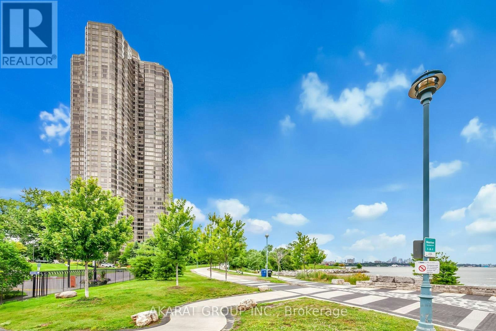 602-1 Palace Pier Court, Toronto, ON, M8V 3W9 - 31