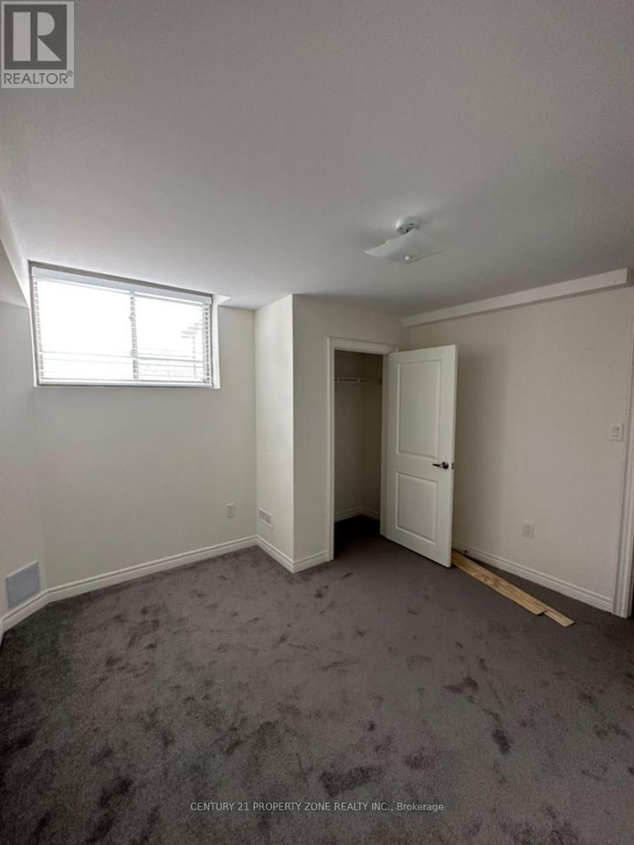 2 Queenpost Drive, Brampton, ON, L6Y 6L2 - 7