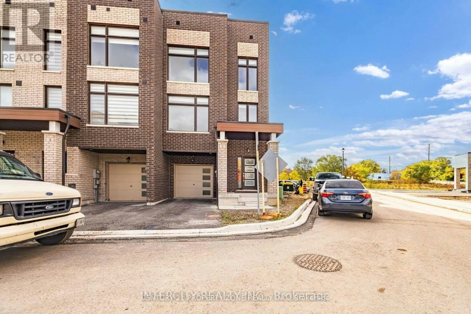 2 Queenpost Drive, Brampton, ON, L6Y 6L2