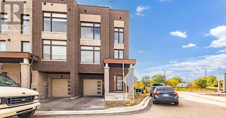 2 Queenpost Drive, Brampton, ON, L6Y 6L2