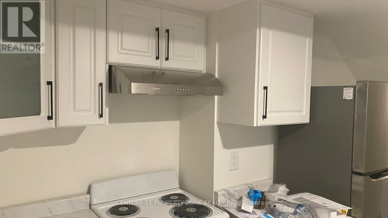 2 Queenpost Drive, Brampton, ON, L6Y 6L2 - 2