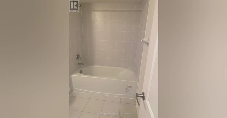 2 Queenpost Drive, Brampton, ON, L6Y 6L2 - 12