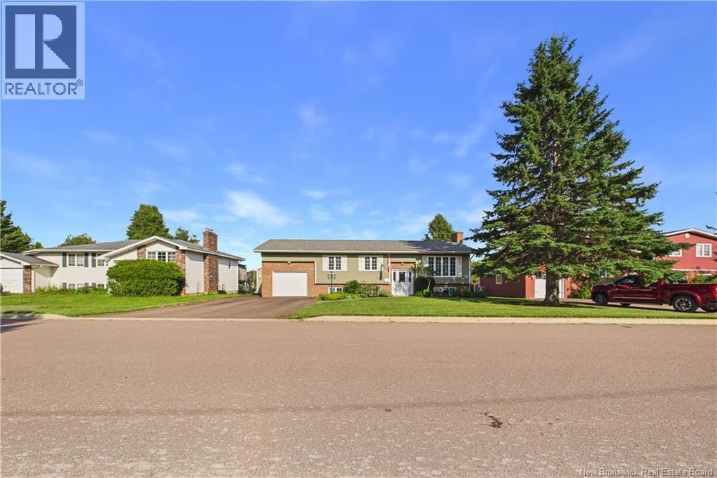 23 Aux Renards Pointe, Dieppe, NB, E1A 7W7