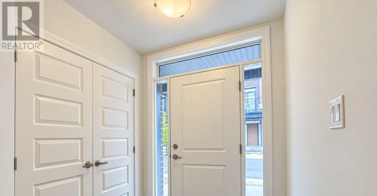 106-3260 Singleton Avenue, London, ON, N6L 0E7 - 2