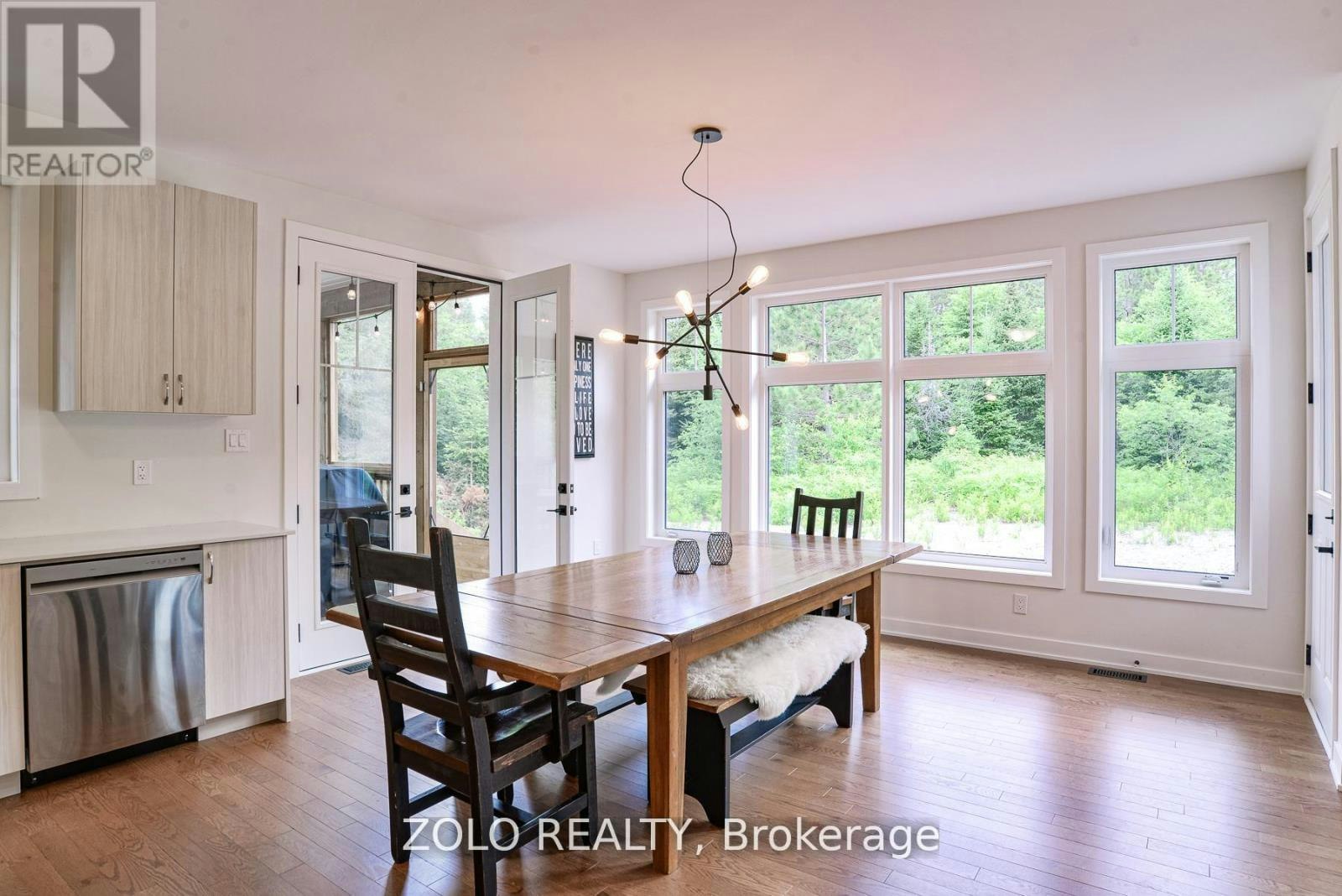 94-1006 Holly Meadow Court, Lake of Bays, ON, P0H 0K1 - 9