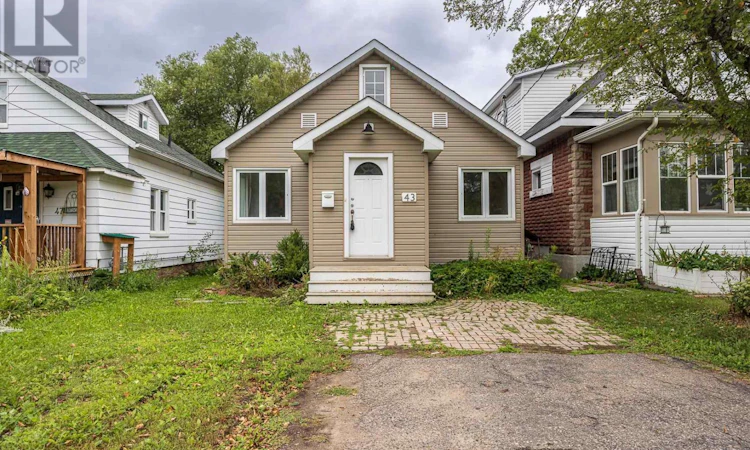 43 Salisbury Avenue