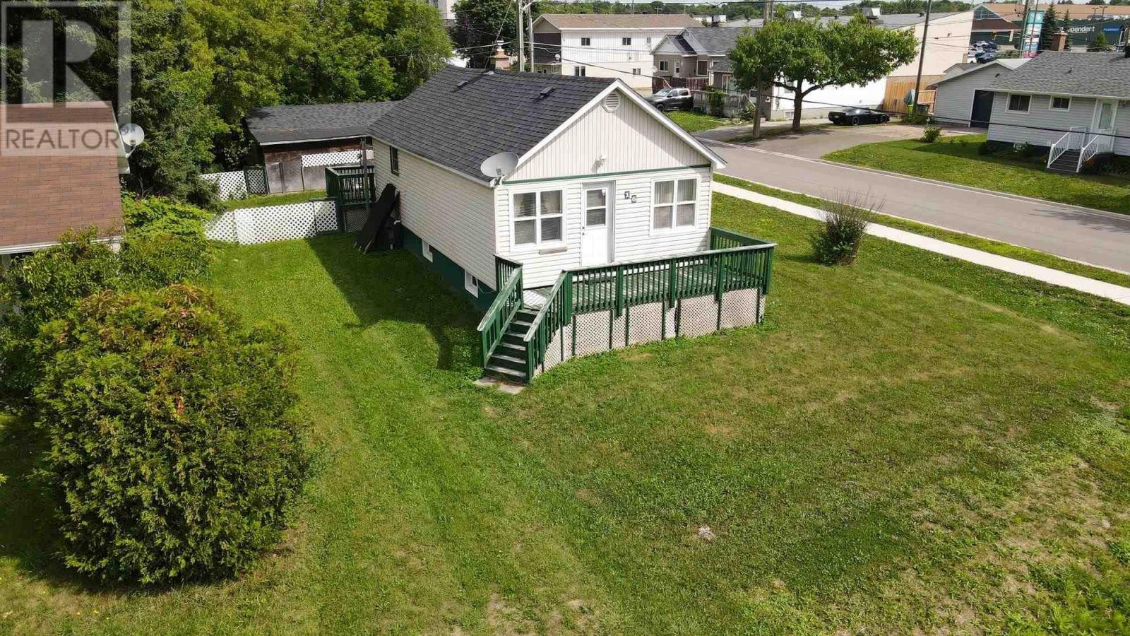 16 Stevens Street, Sault Ste. Marie, ON, P6B 3N4