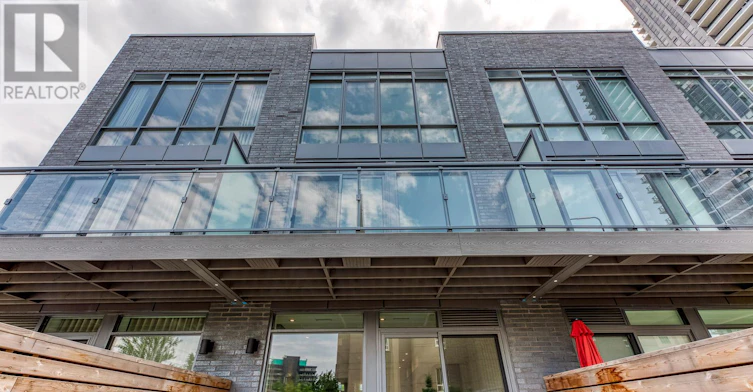 42 Sonic Way, Toronto, ON, M3C 0P3 - 10