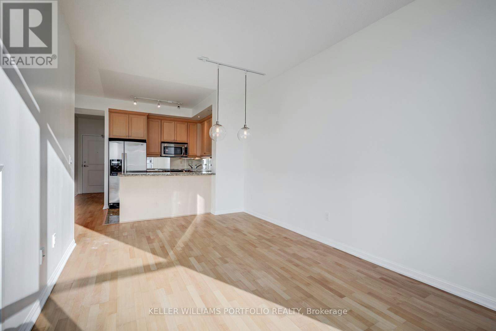 727-628 Fleet Street, Toronto, ON, M5V 1A8 - 12
