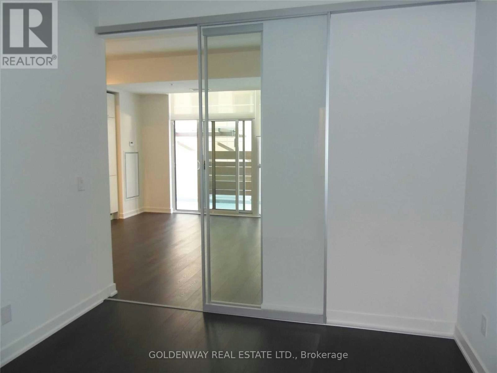 213-30 Nelson Street, Toronto, ON, M5V 0H5 - 7