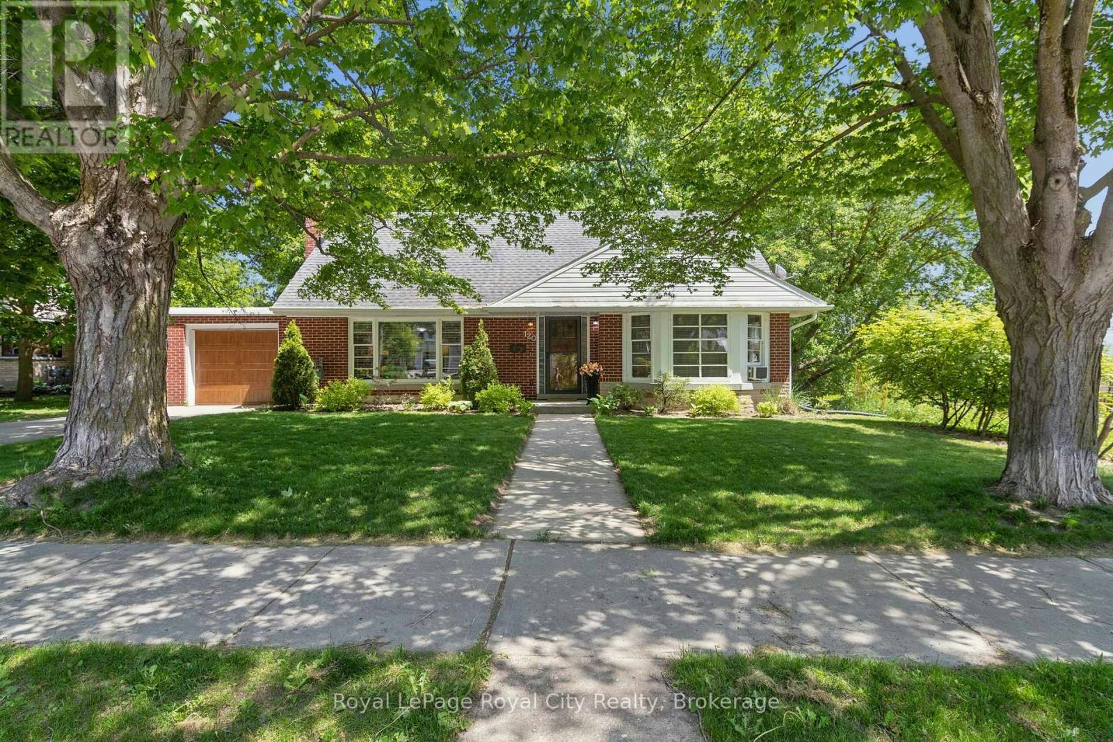 120 Hill Street E, Centre Wellington, ON, N1M 1G9