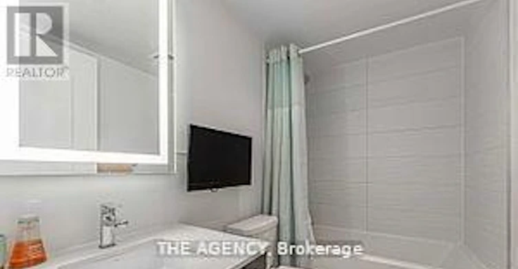 320-2301 Danforth Avenue, Toronto, ON, M4C 1K5 - 5
