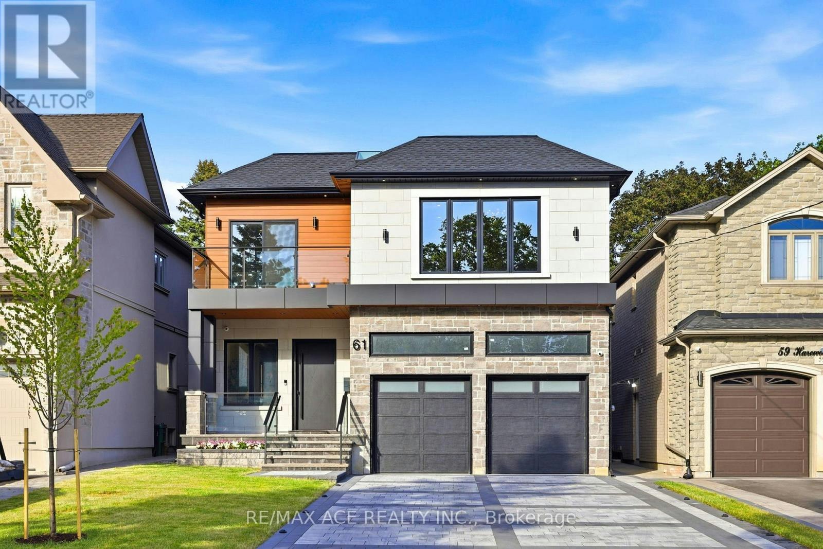 61 Harewood Avenue, Toronto, ON, M1M 2R4