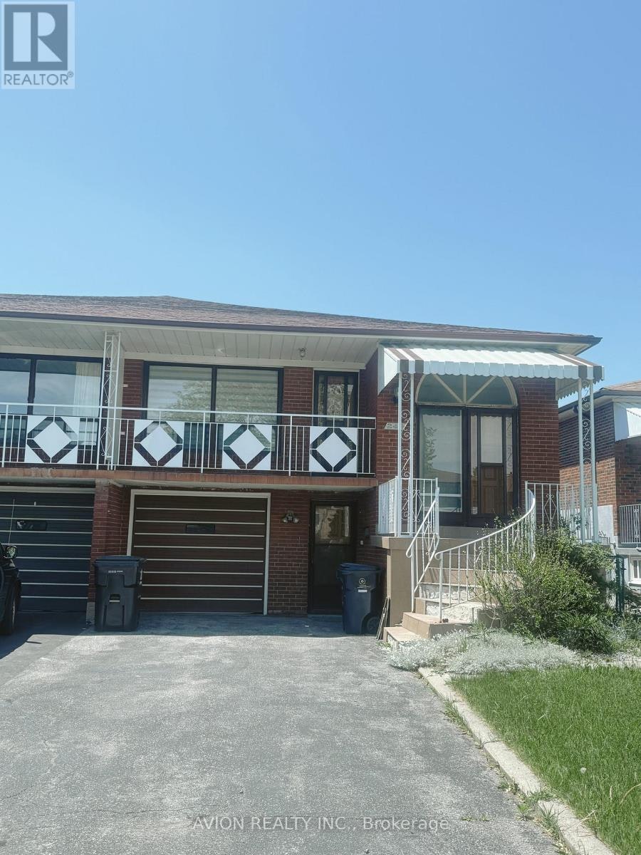 248 Fairglen Avenue, Toronto, ON, M1W 1B1 - 2