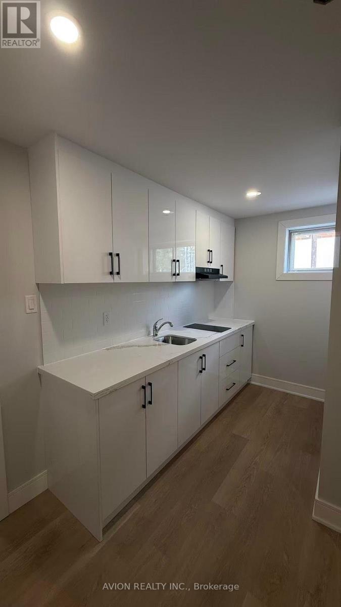 248 Fairglen Avenue, Toronto, ON, M1W 1B1 - 3