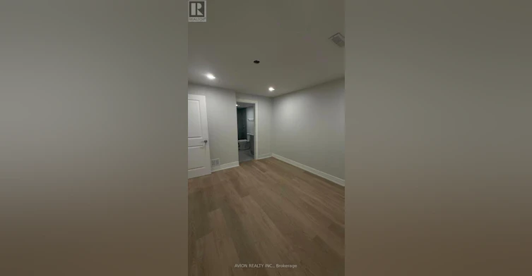 248 Fairglen Avenue, Toronto, ON, M1W 1B1 - 6