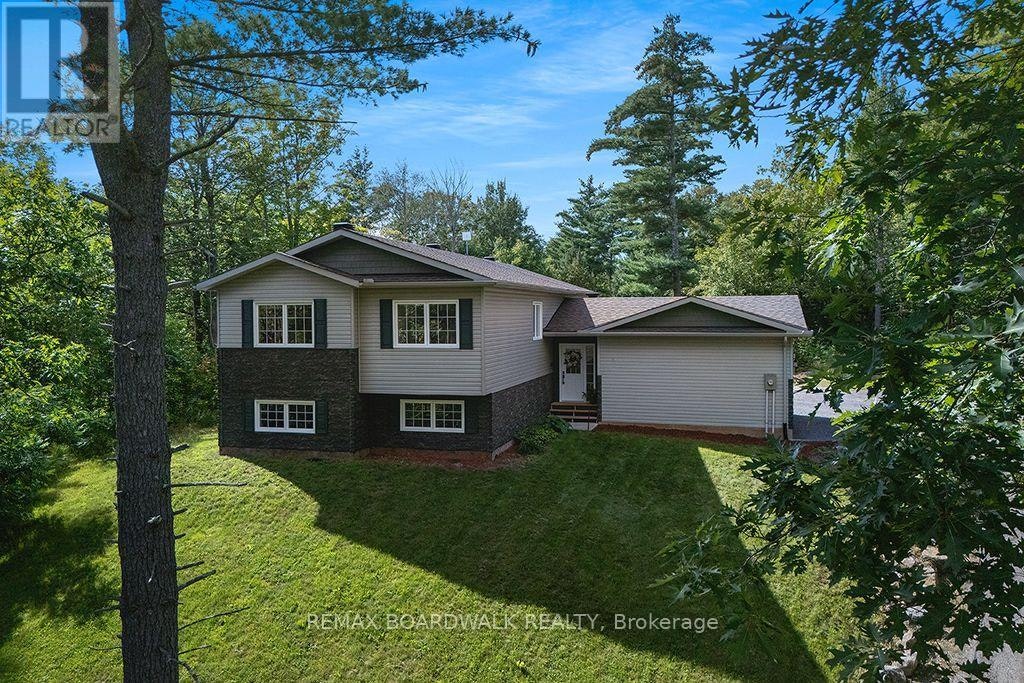 205 Indian Hill Road, Mississippi Mills, ON, K0A 2X0