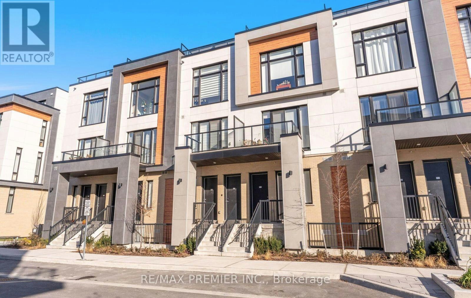 408-11 Steckley House Lane, Richmond Hill, ON, L4S 0N1 - 2