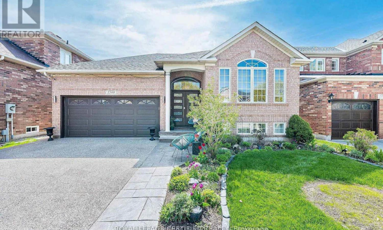 2368 Foxhole Circle