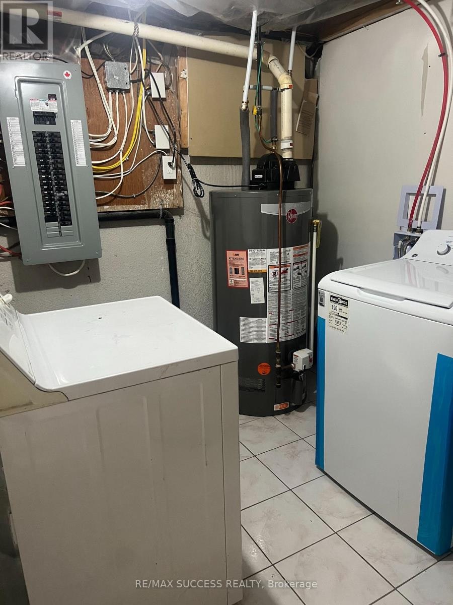 BASEMENT-583 Tedwyn Drive, Mississauga, ON, L5A 1K1 - 24