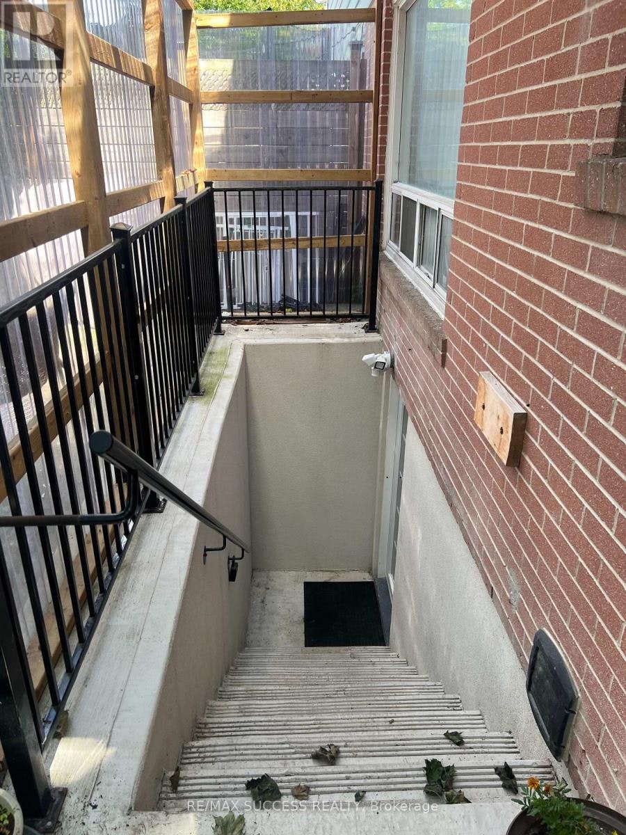 BASEMENT-583 Tedwyn Drive, Mississauga, ON, L5A 1K1 - 33