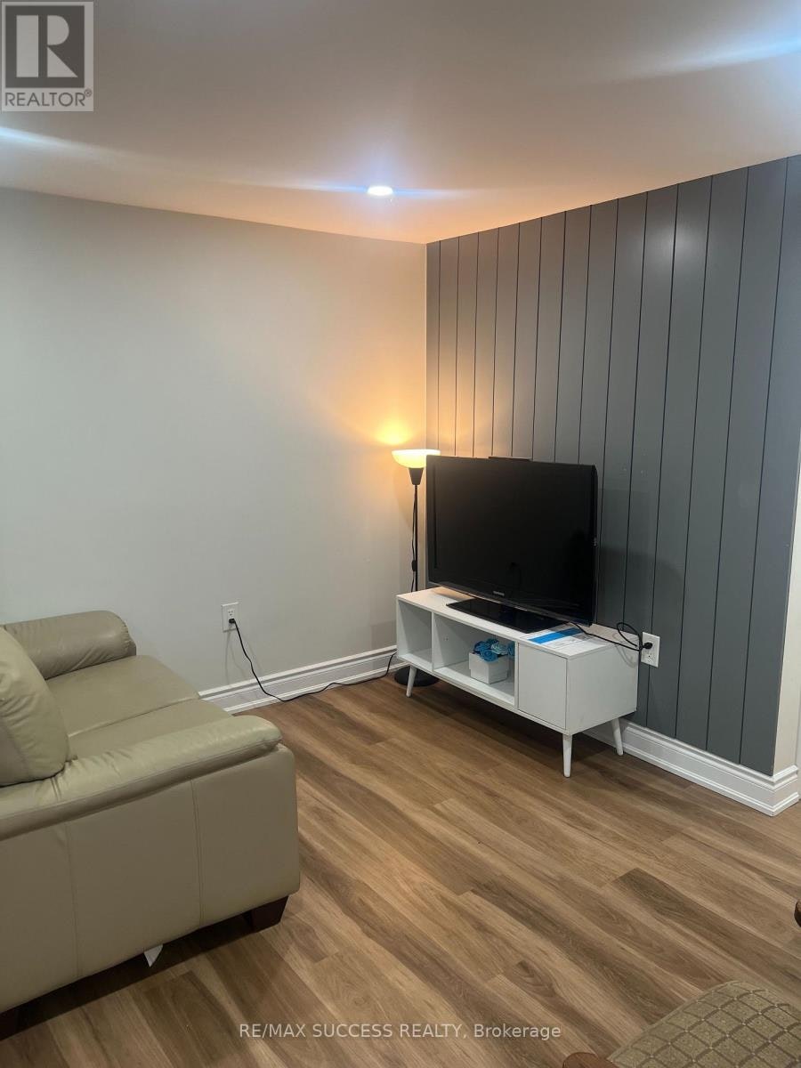 BASEMENT-583 Tedwyn Drive, Mississauga, ON, L5A 1K1 - 10
