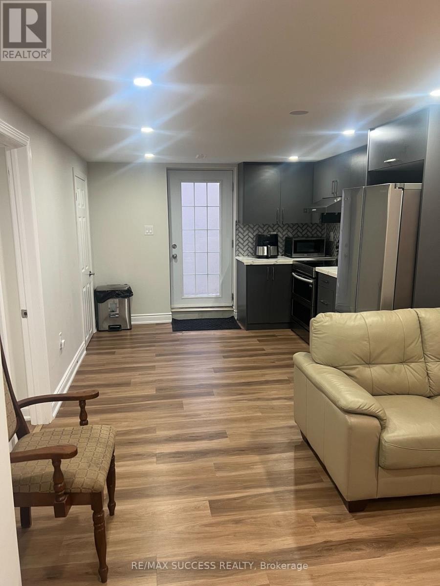 BASEMENT-583 Tedwyn Drive, Mississauga, ON, L5A 1K1 - 27