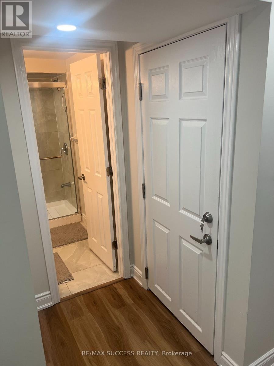 BASEMENT-583 Tedwyn Drive, Mississauga, ON, L5A 1K1 - 25