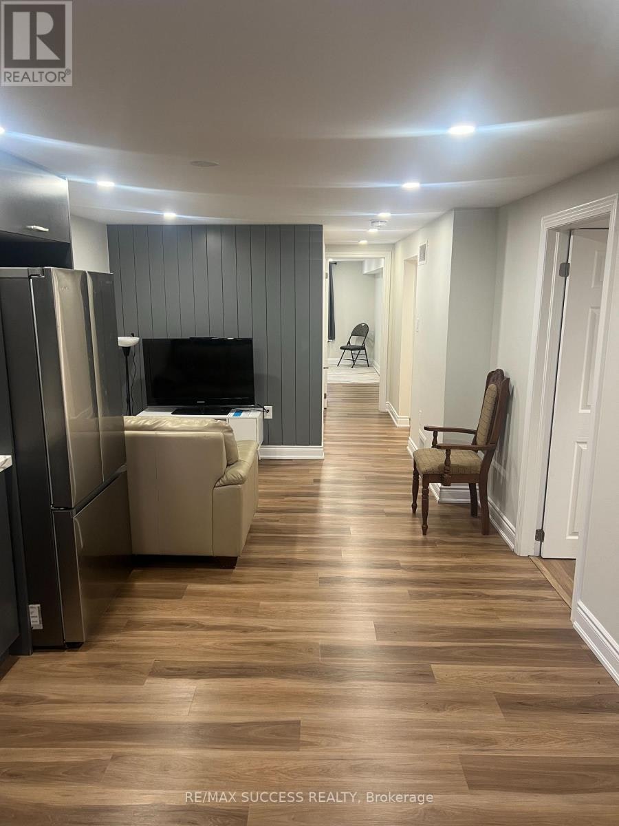 BASEMENT-583 Tedwyn Drive, Mississauga, ON, L5A 1K1 - 5