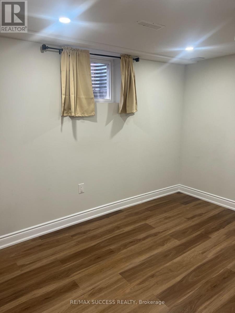 BASEMENT-583 Tedwyn Drive, Mississauga, ON, L5A 1K1 - 21