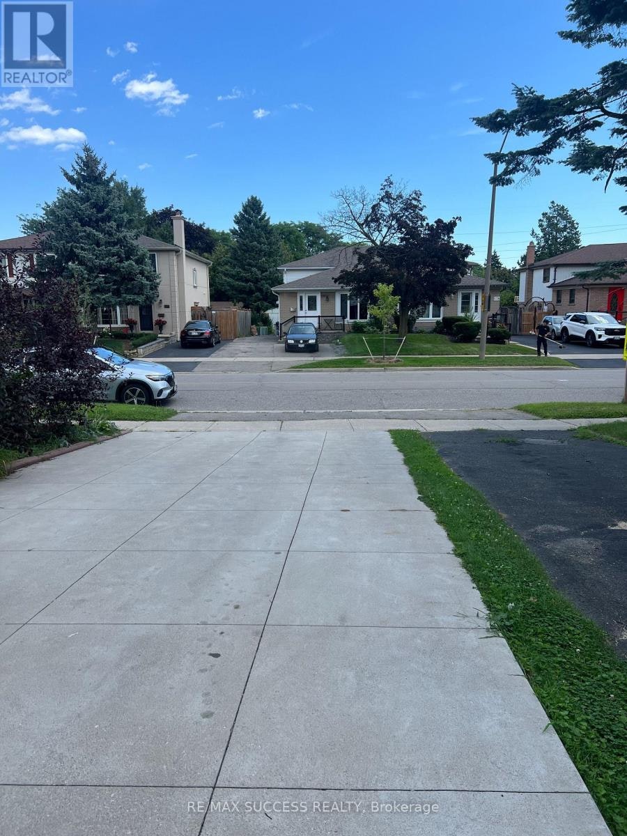 BASEMENT-583 Tedwyn Drive, Mississauga, ON, L5A 1K1 - 46