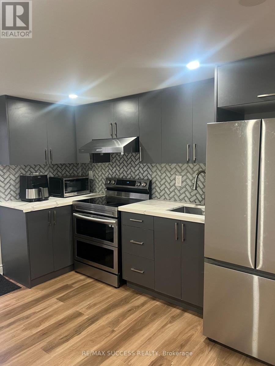 BASEMENT-583 Tedwyn Drive, Mississauga, ON, L5A 1K1 - 31