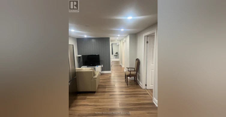 BASEMENT-583 Tedwyn Drive, Mississauga, ON, L5A 1K1 - 9