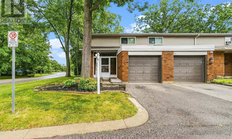 61-1270 Gainsborough Drive