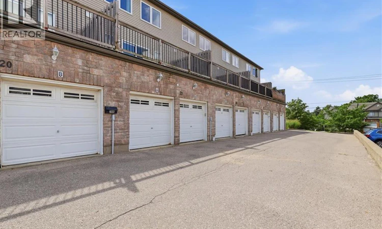 21B-975 Strasburg Road