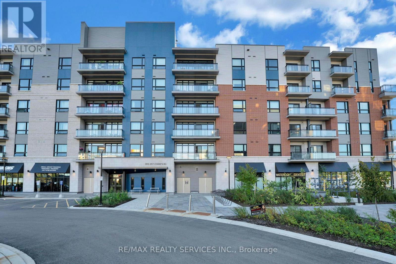 515-397 Codd's Road, Ottawa, ON, K1K 5C7 - 2