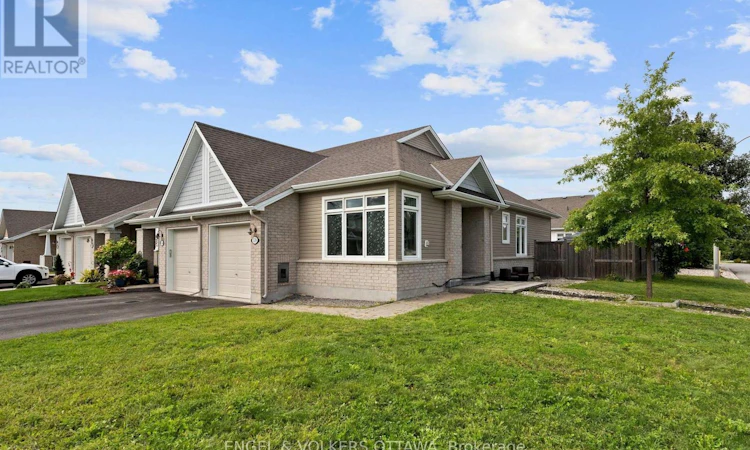 538 Silverbell Crescent