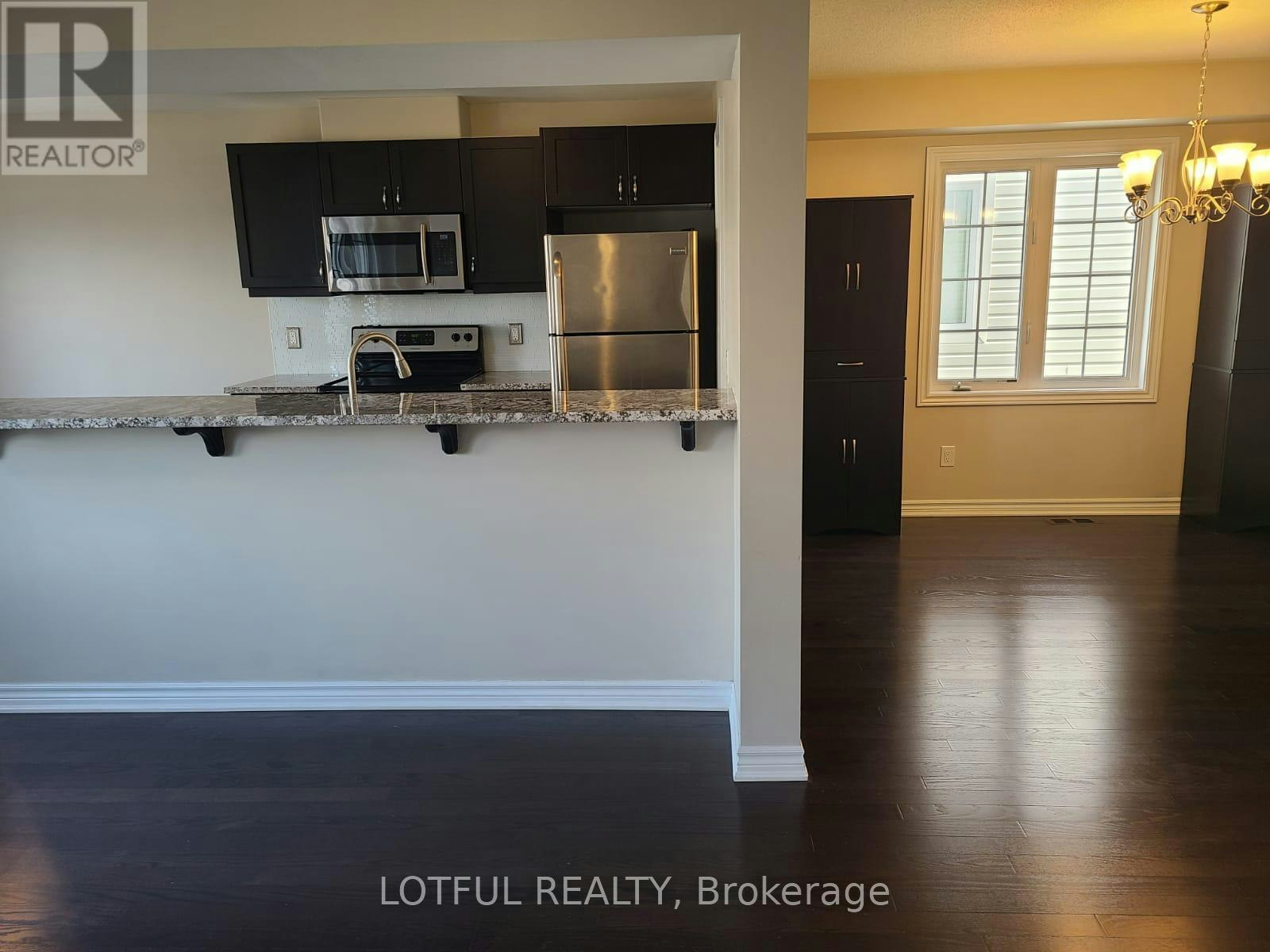 609 Foxlight Circle, Ottawa, ON, K2M 0L9 - 8