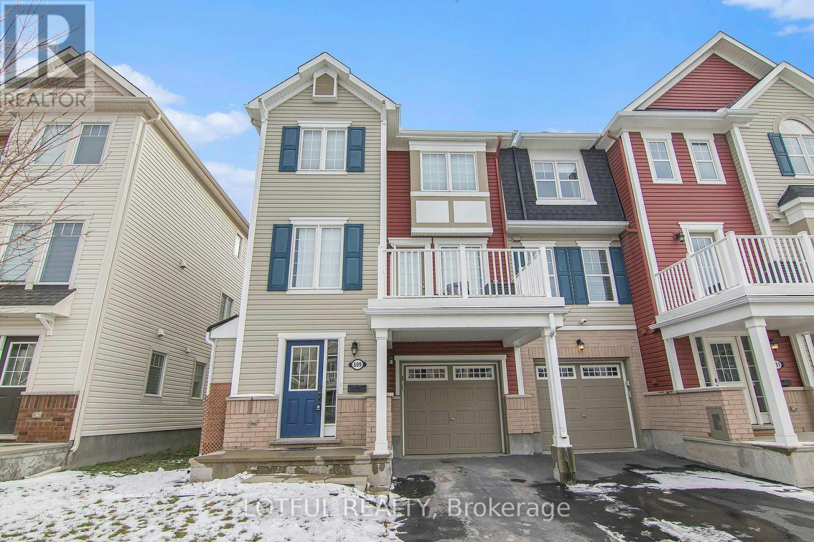 609 Foxlight Circle, Ottawa, ON, K2M 0L9