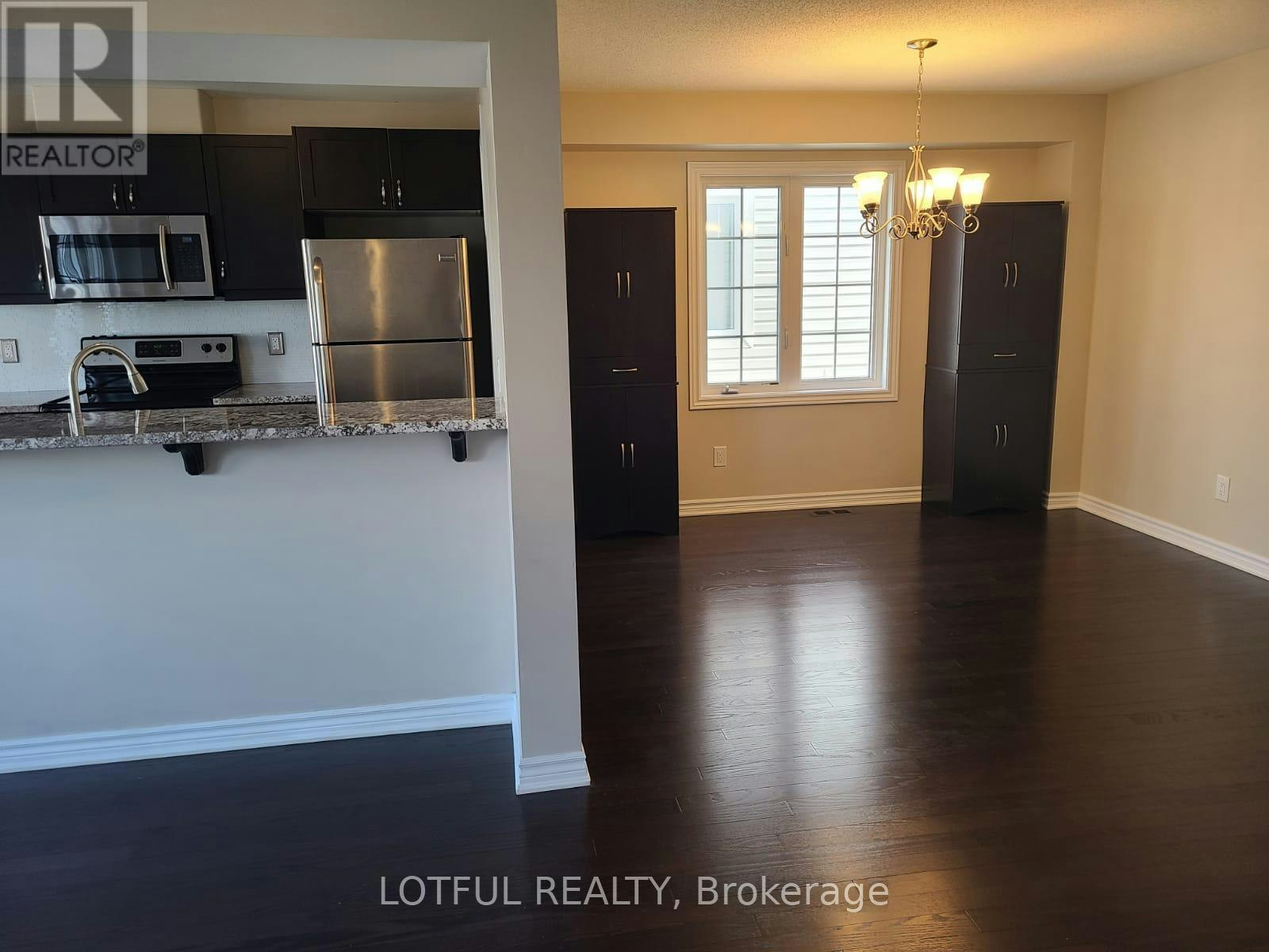 609 Foxlight Circle, Ottawa, ON, K2M 0L9 - 11