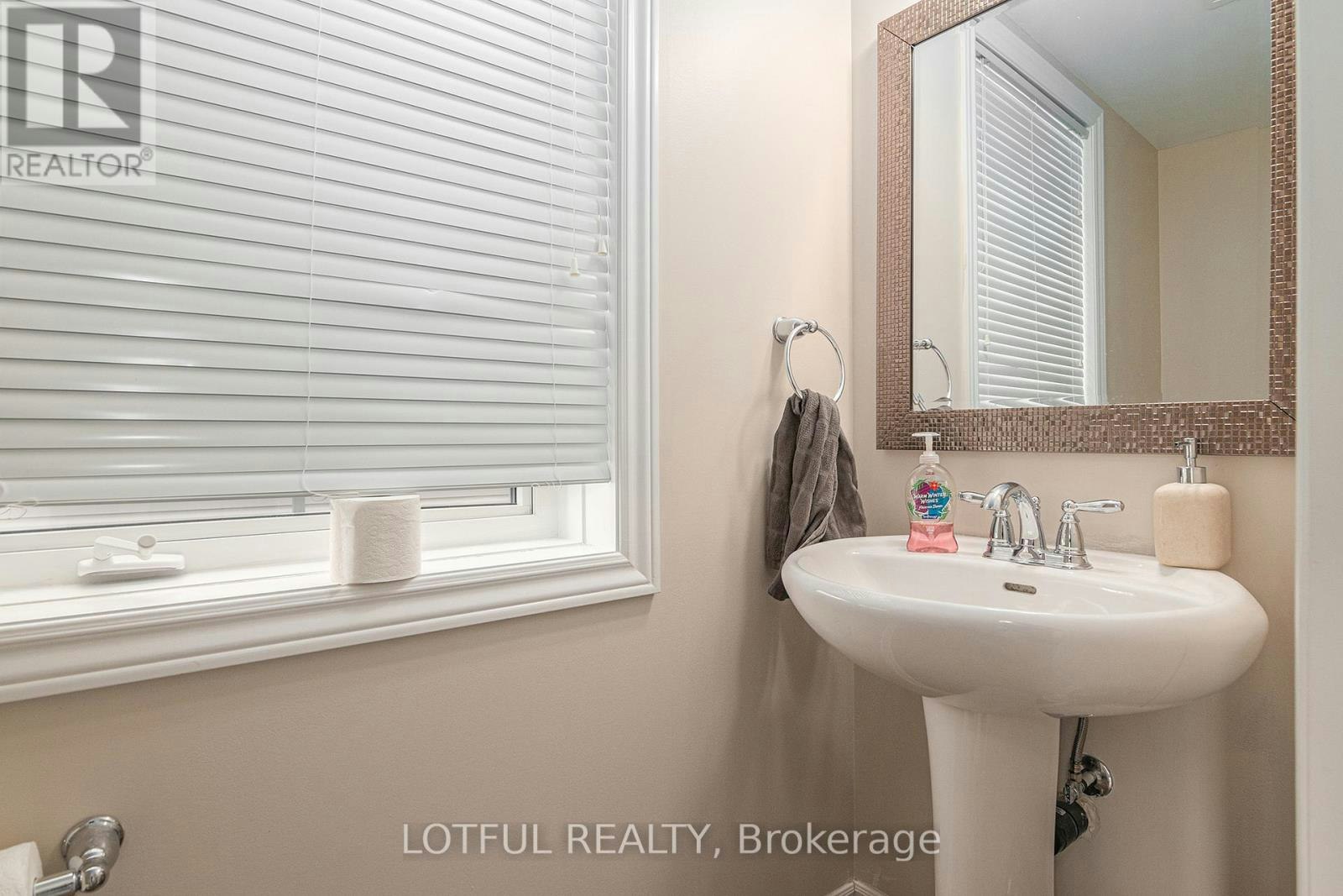 609 Foxlight Circle, Ottawa, ON, K2M 0L9 - 5