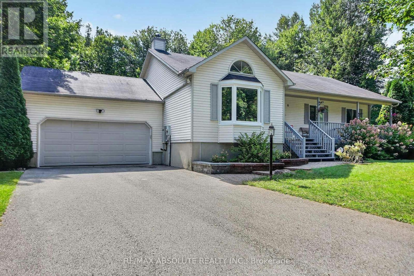 11 Flesher Crescent, Kemptville, ON, K0G 1J0