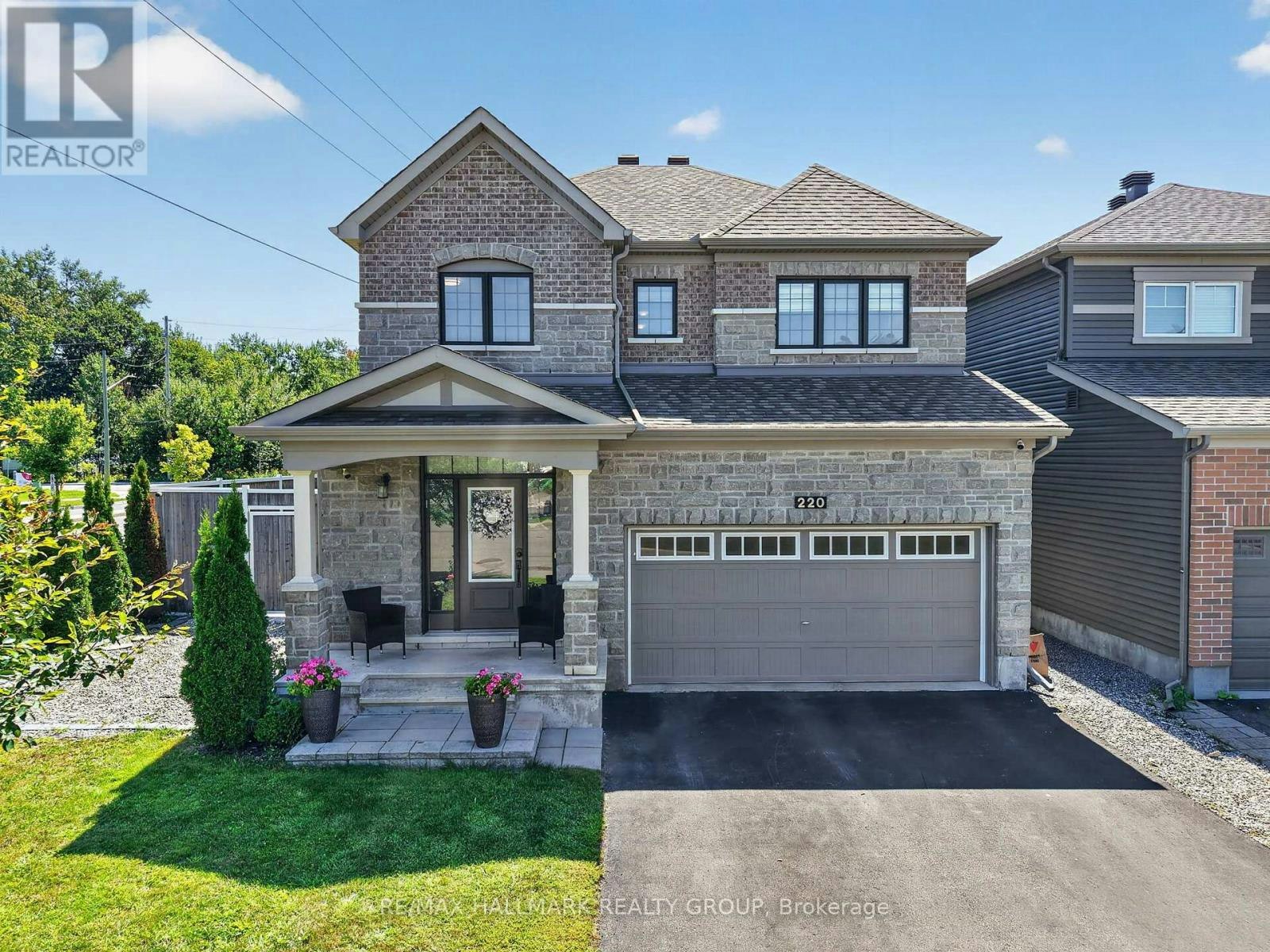 220 Enclave Walk, Ottawa, ON, K1W 0J4