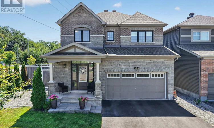 220 Enclave Walk