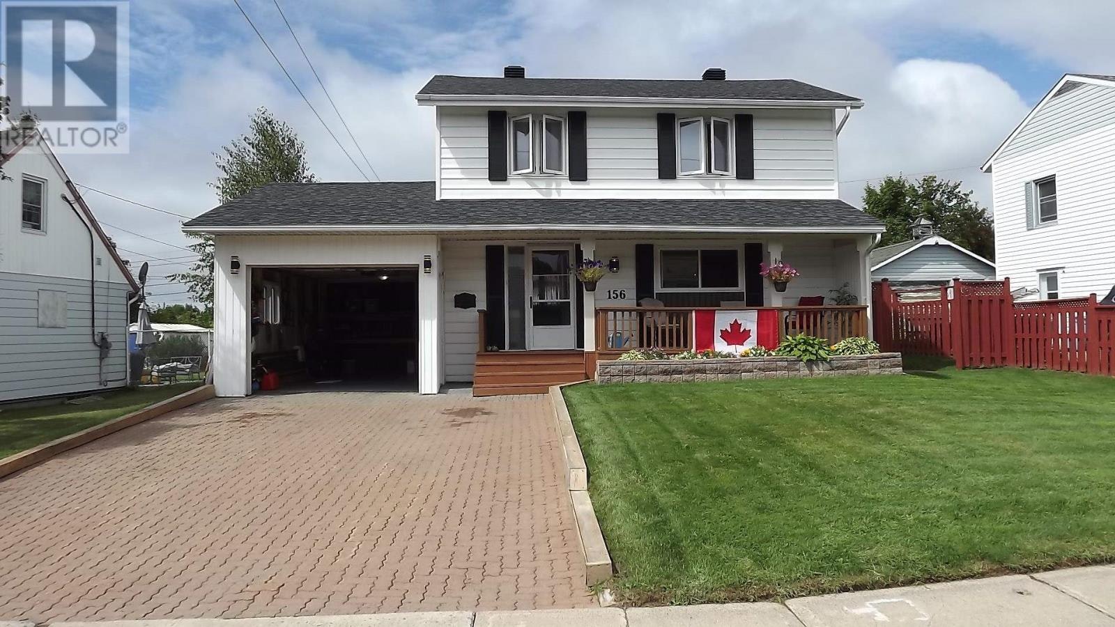 156 Hillside Drive S, Elliot Lake, ON, P5A 1V3